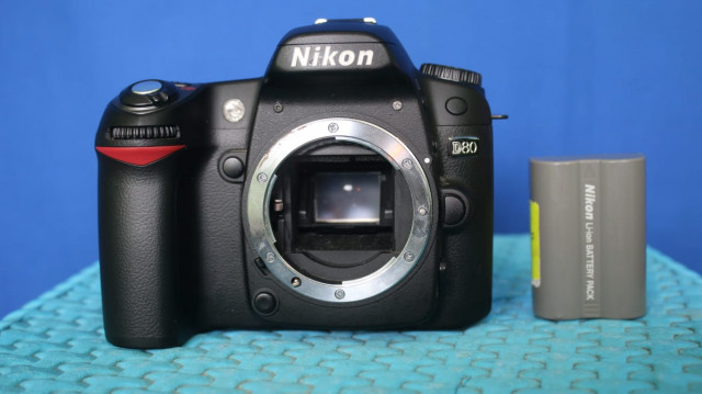 Nikon D80 BO SC 2rban
